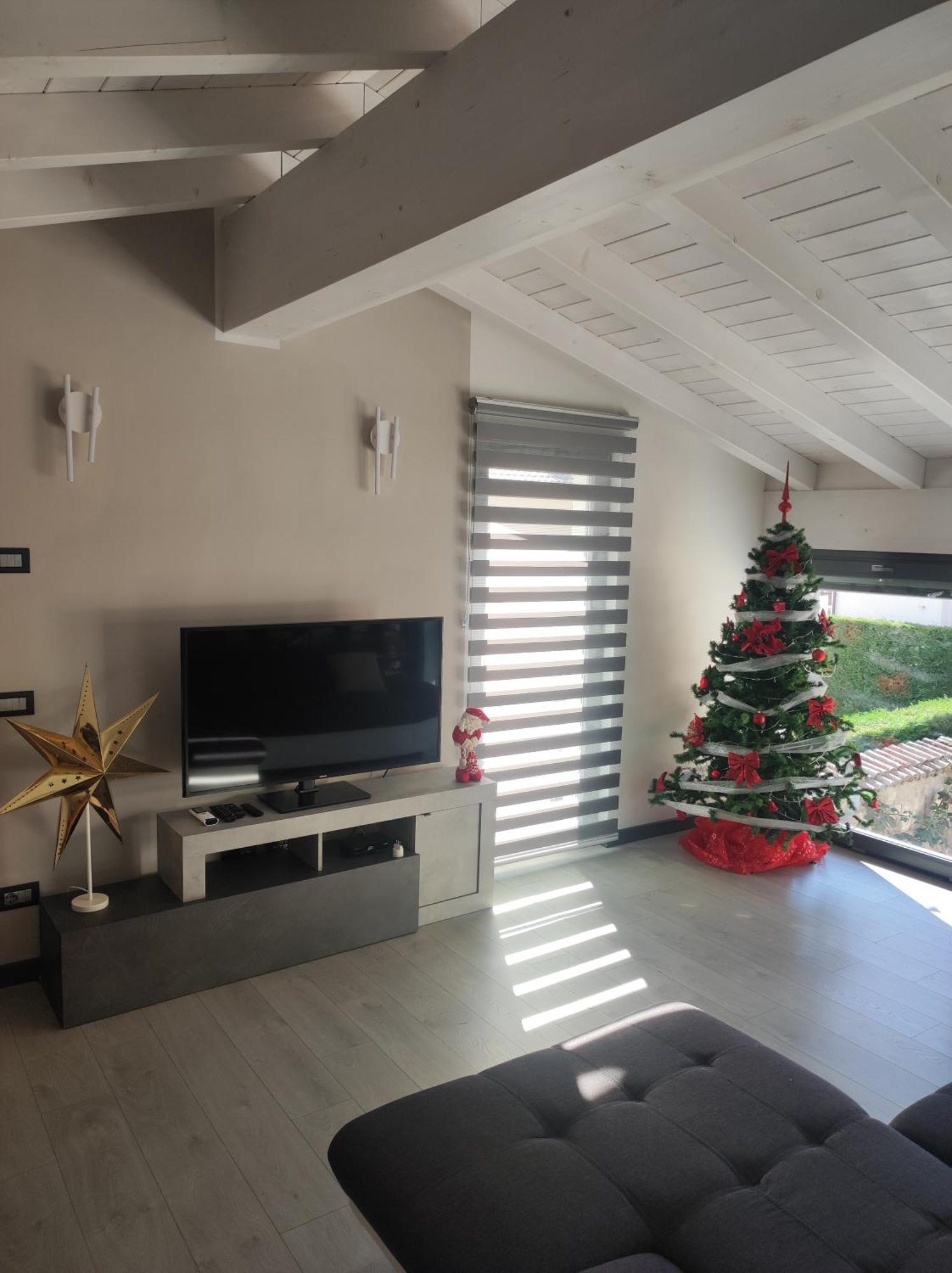 Luminoso Appartamento Vista Lago Solto Collina Εξωτερικό φωτογραφία