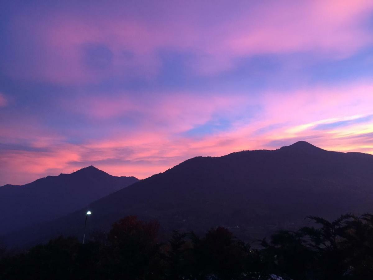 Luminoso Appartamento Vista Lago Solto Collina Εξωτερικό φωτογραφία